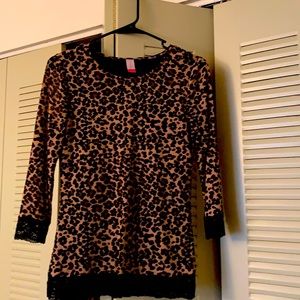 Women’s dress shirt